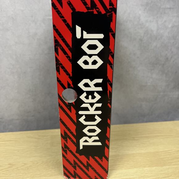 LOL Surprise! OMG Remix Rocker Boi and Punk Grrrl Fashion Doll 2 Pack - Picture 8 of 9